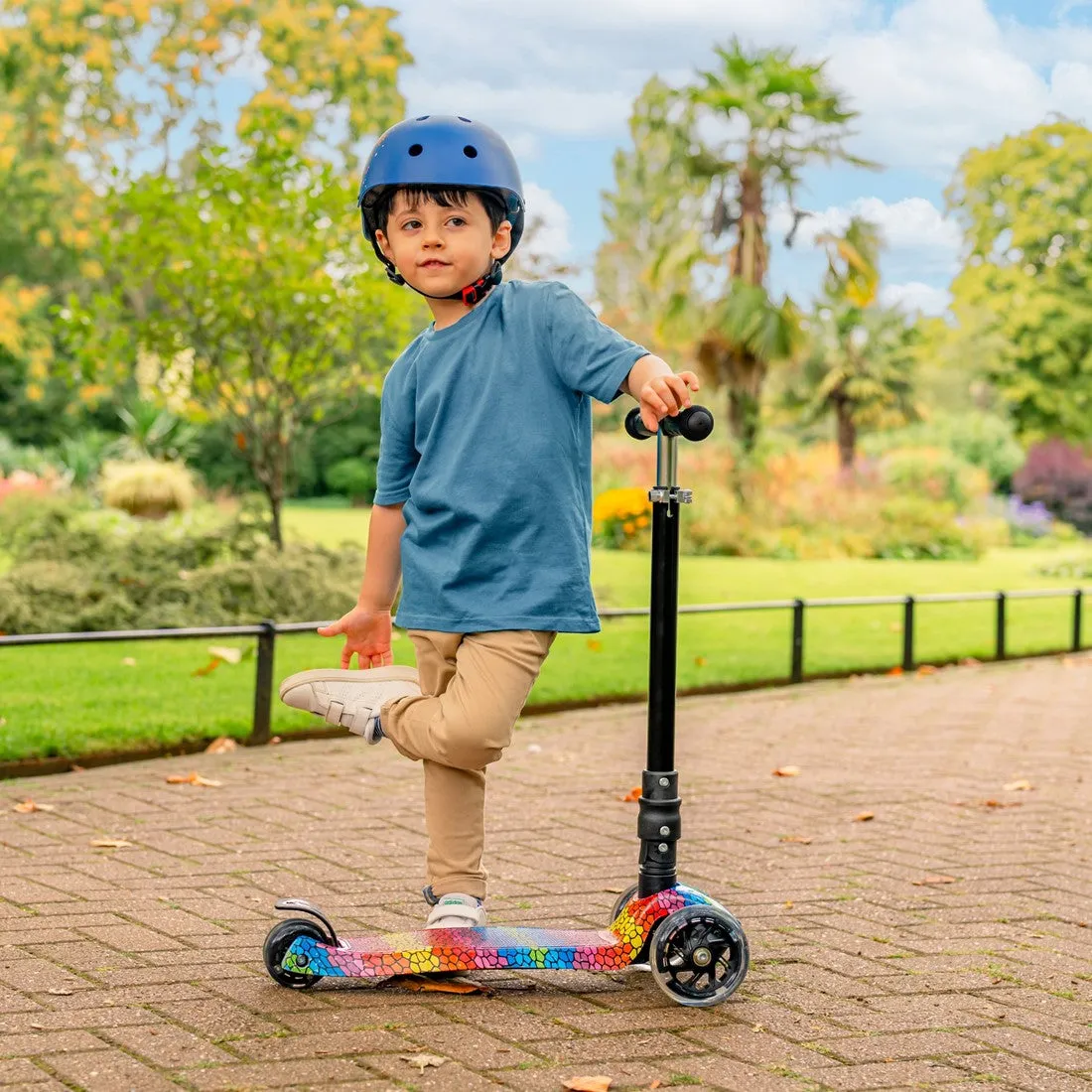 BOLD CUBE Big 3 Wheel Scooters - Assortierte Farben