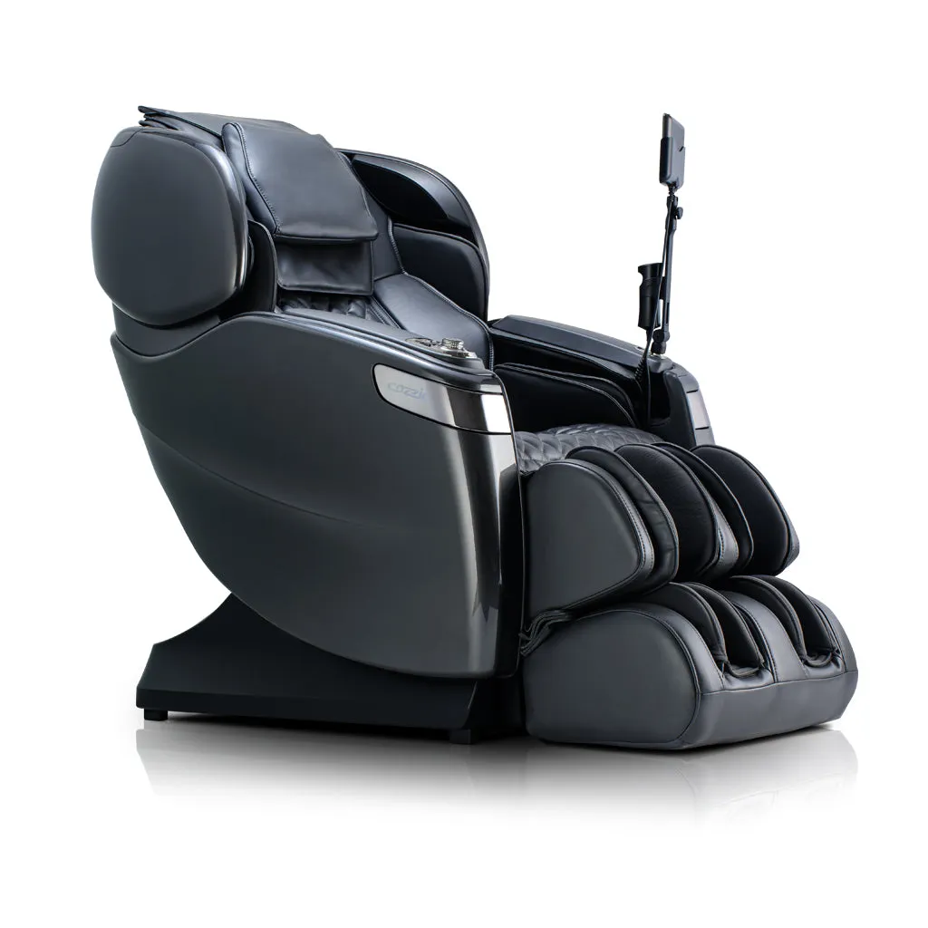 Qi™ XE Pro Massage Chair in Burgundy